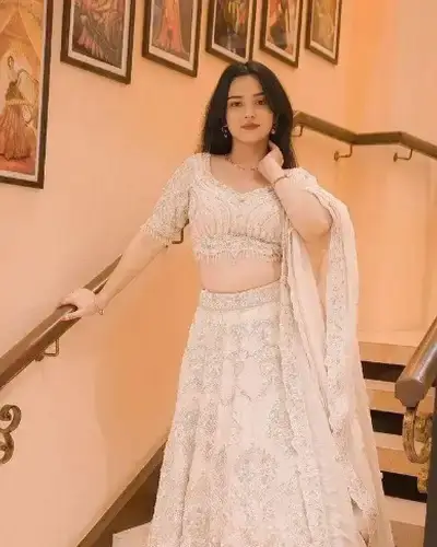 Escort Service In Udhagamandalam